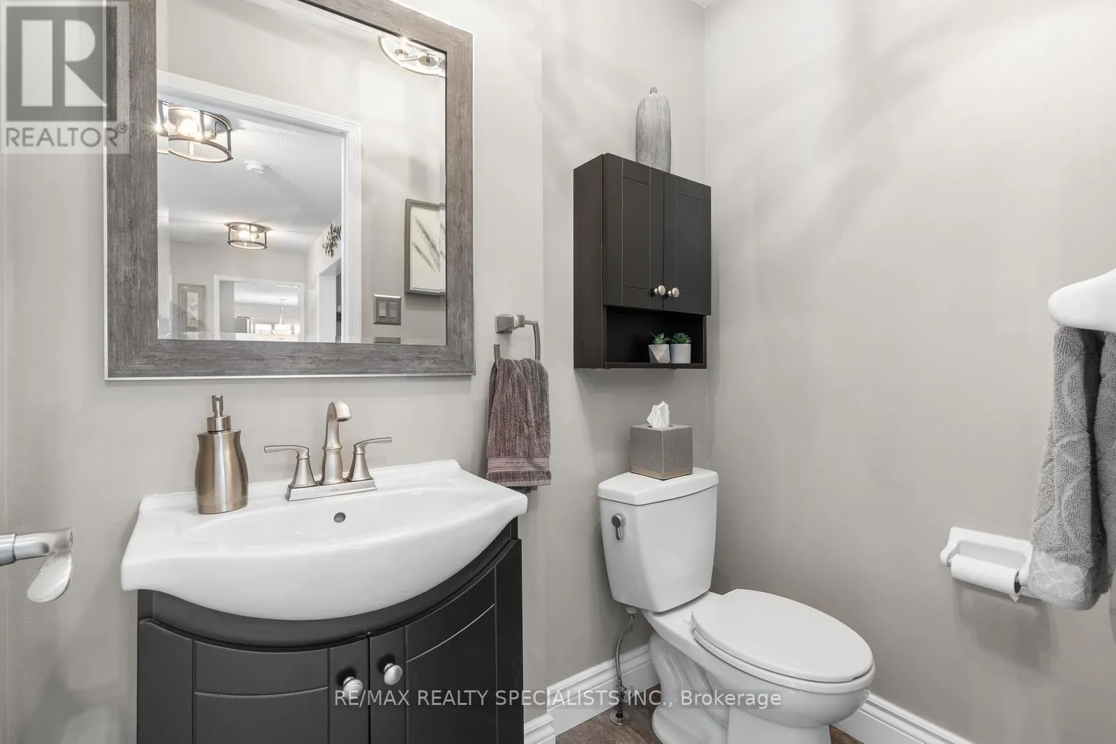 3799 LAURENCLAIRE DRIVE