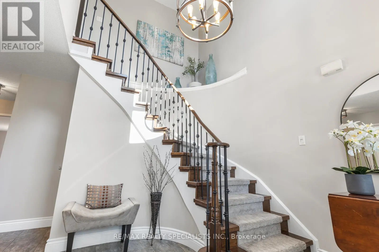 3799 LAURENCLAIRE DRIVE