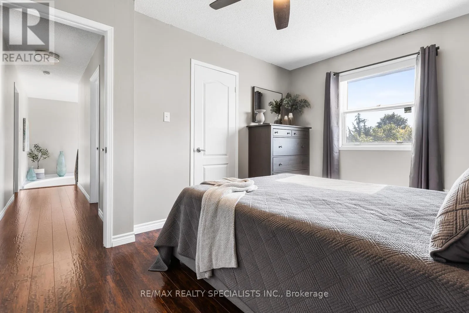 3799 LAURENCLAIRE DRIVE