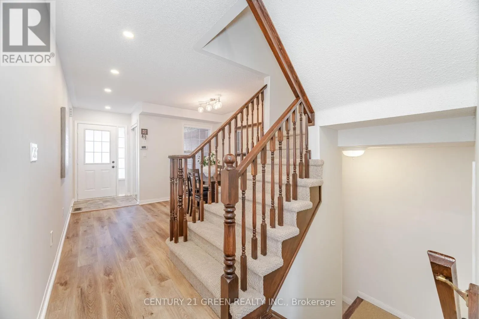 411 BAVERSTOCK CRESCENT