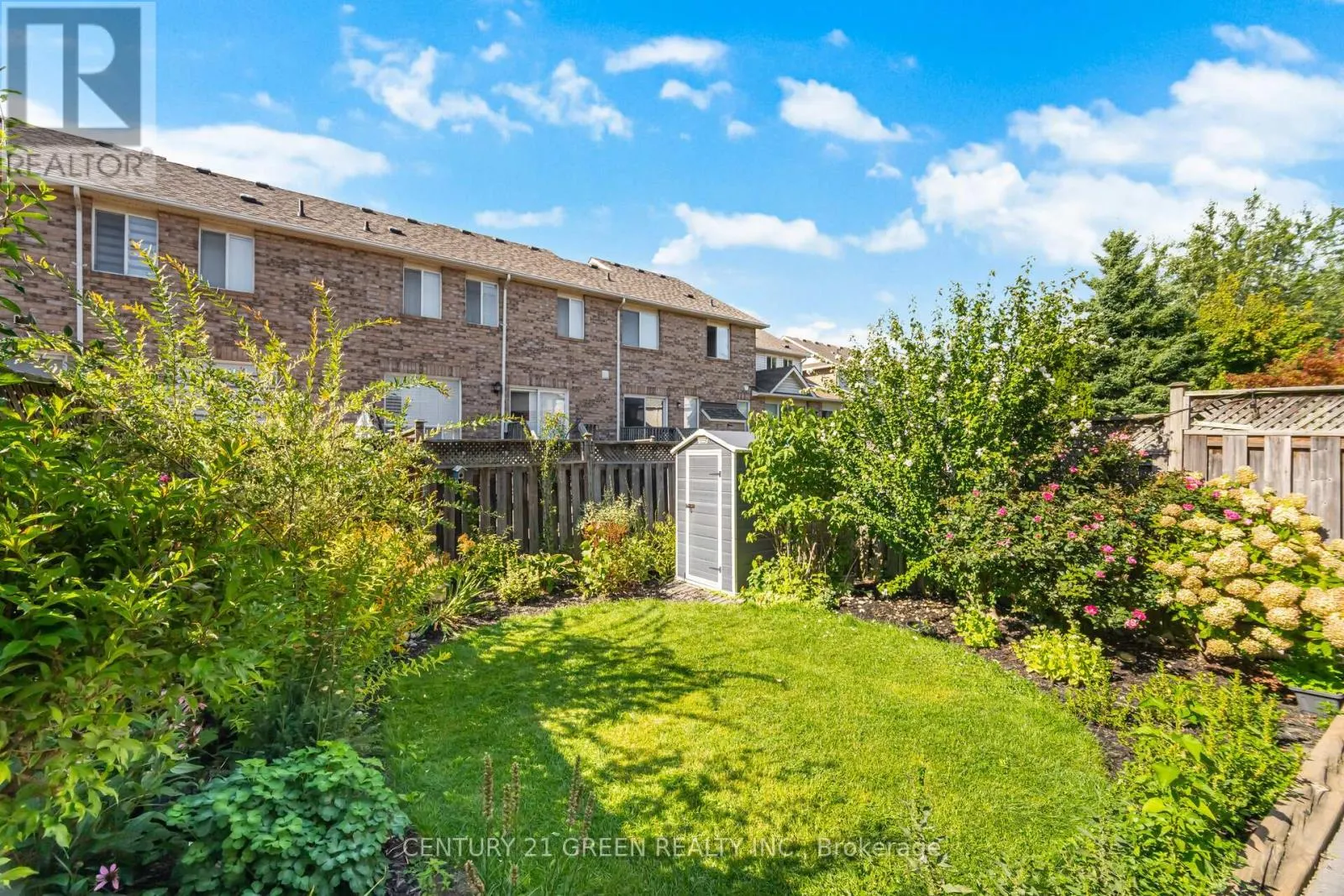 411 BAVERSTOCK CRESCENT
