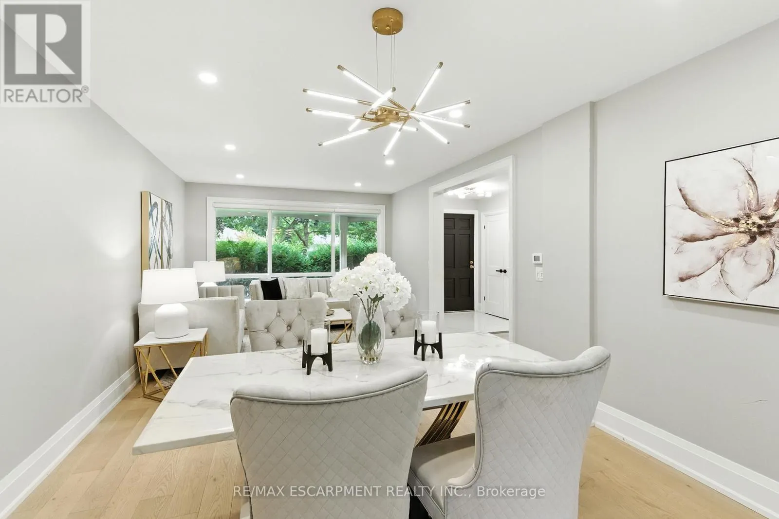 1245 BRAMBLEWOOD LANE