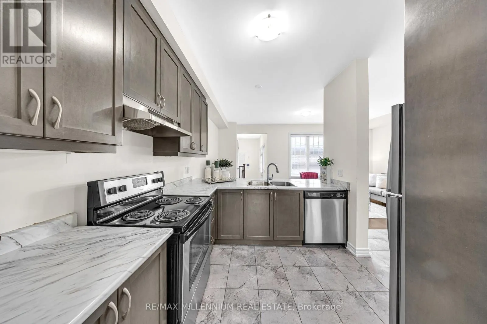 86 SAINT DENNIS ROAD
