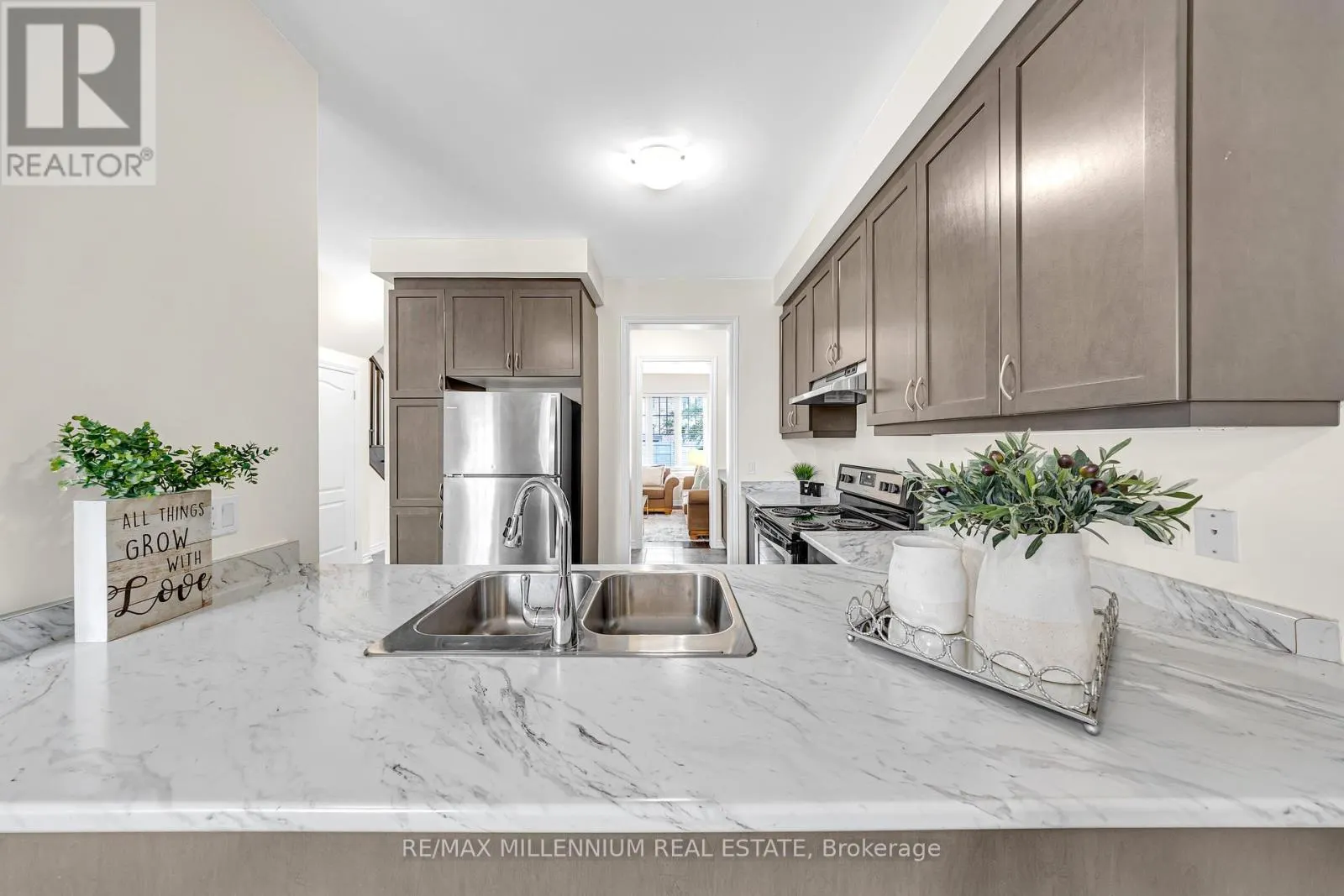 86 SAINT DENNIS ROAD