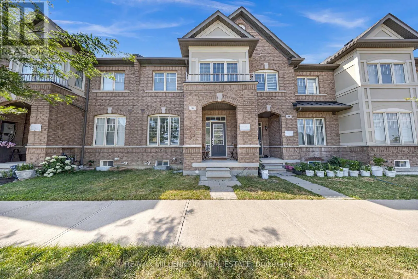 86 SAINT DENNIS ROAD