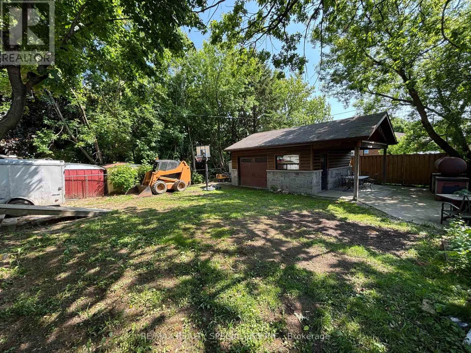 14 MARSDEN CRESCENT