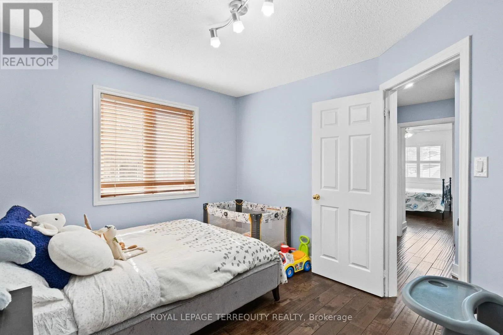 118 VAN SCOTT DRIVE