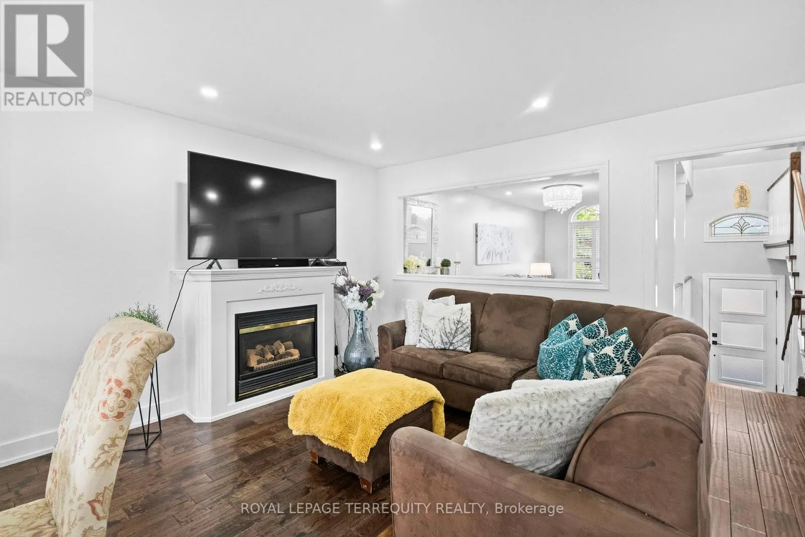 118 VAN SCOTT DRIVE
