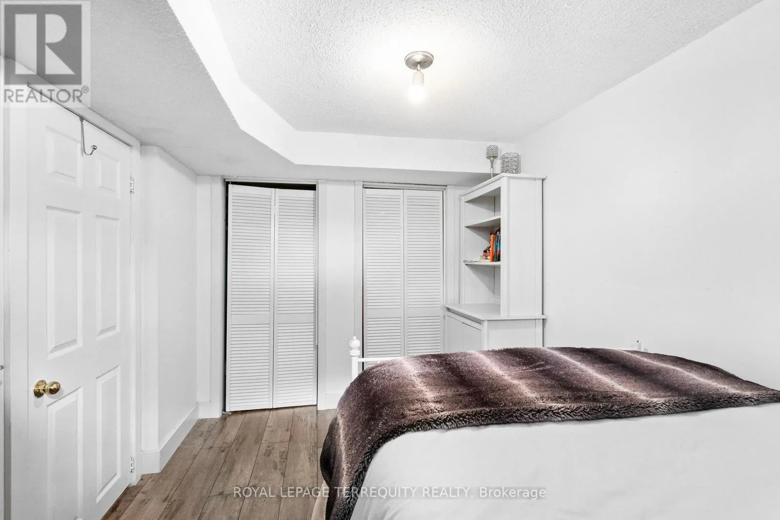 118 VAN SCOTT DRIVE