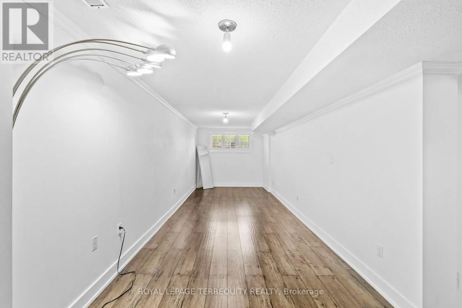 118 VAN SCOTT DRIVE