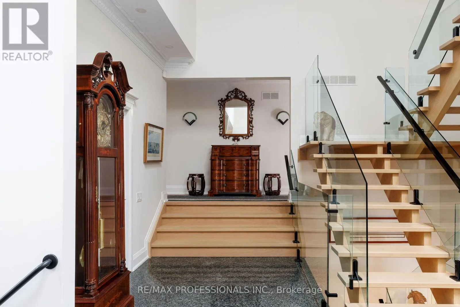 6A EDENBROOK HILL