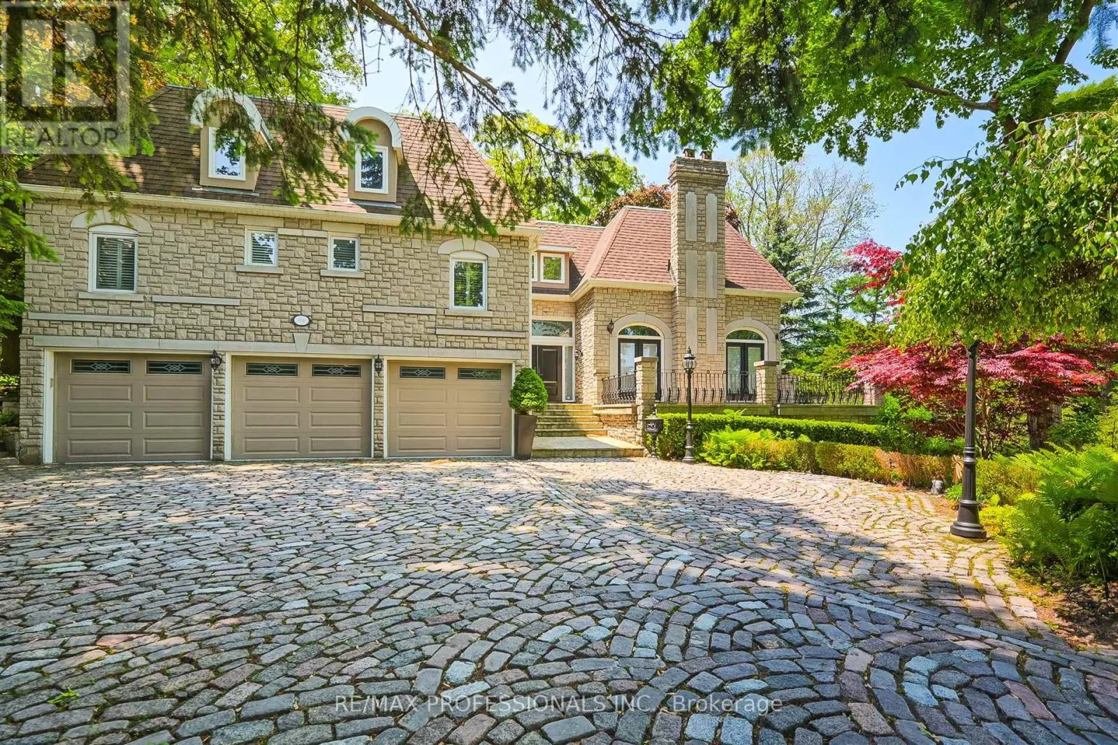 6A EDENBROOK HILL