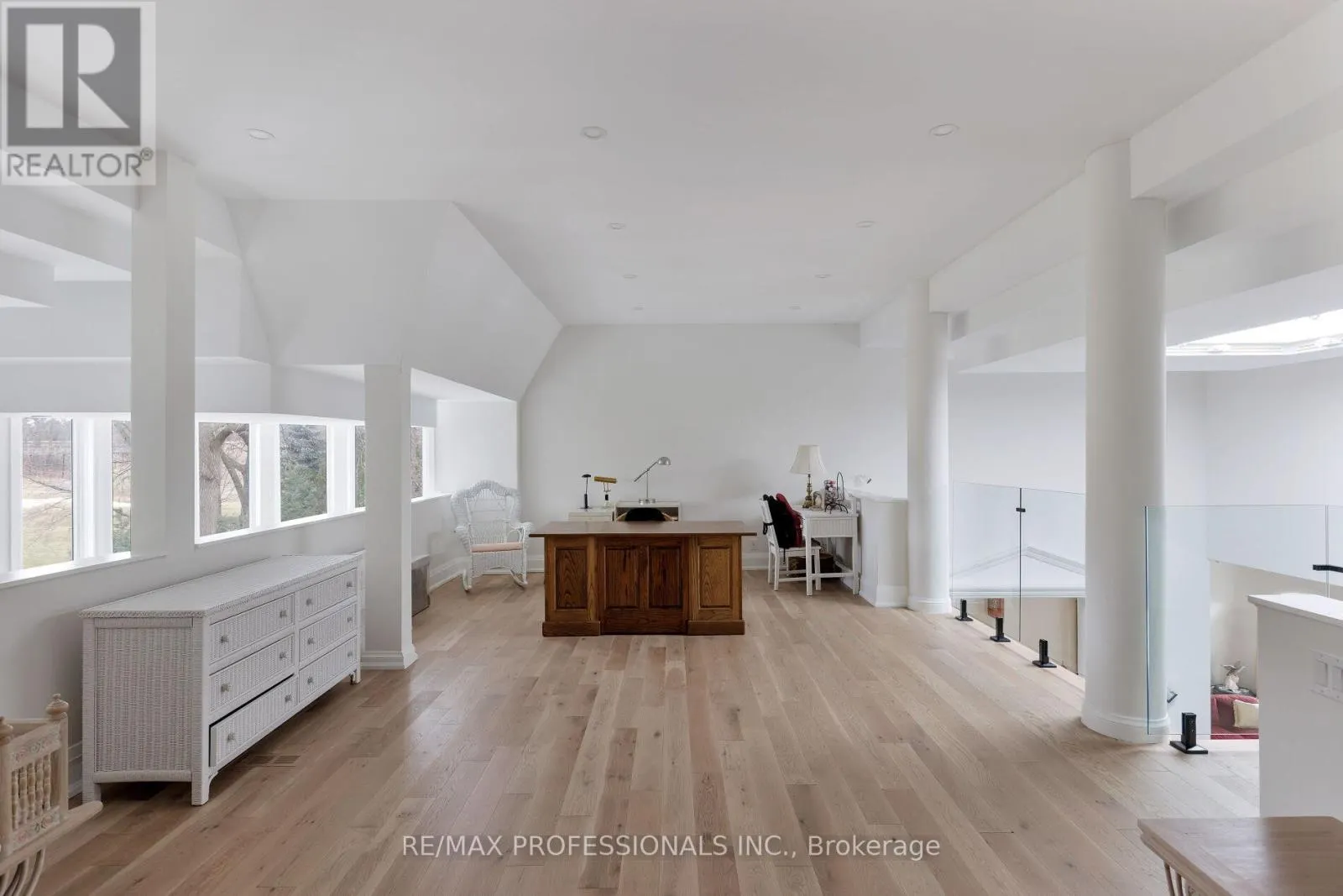 6A EDENBROOK HILL