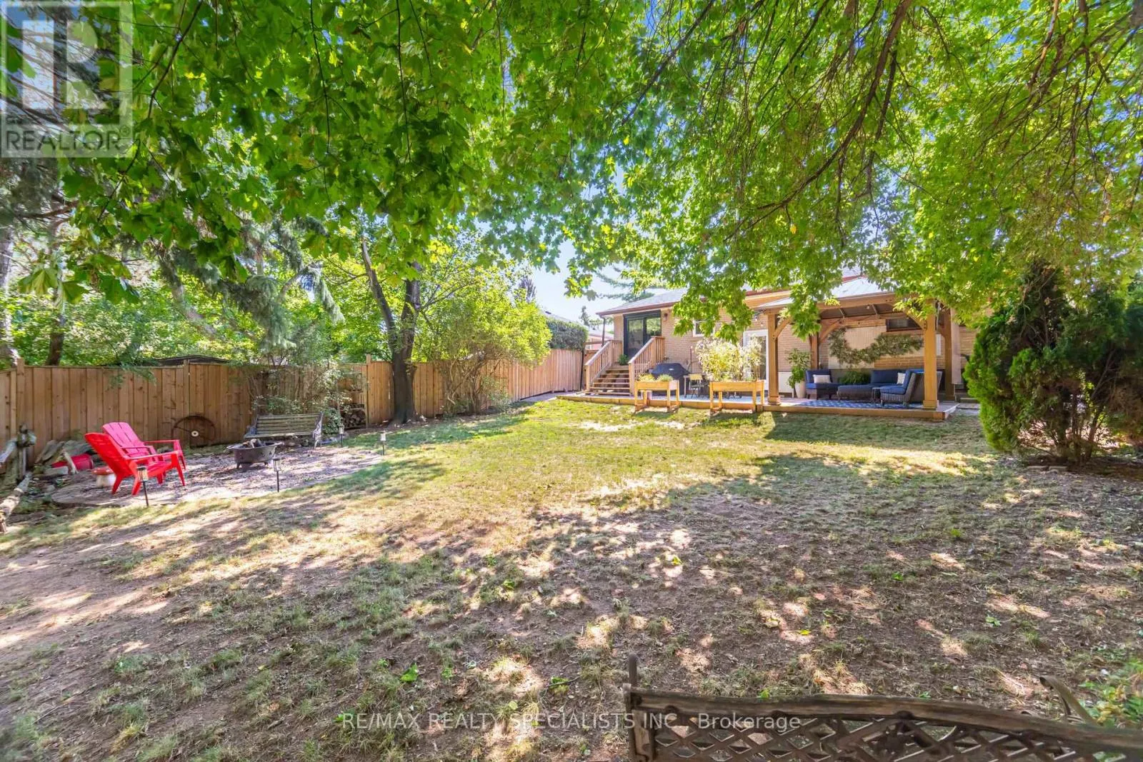 1539 PEMBROKE DRIVE