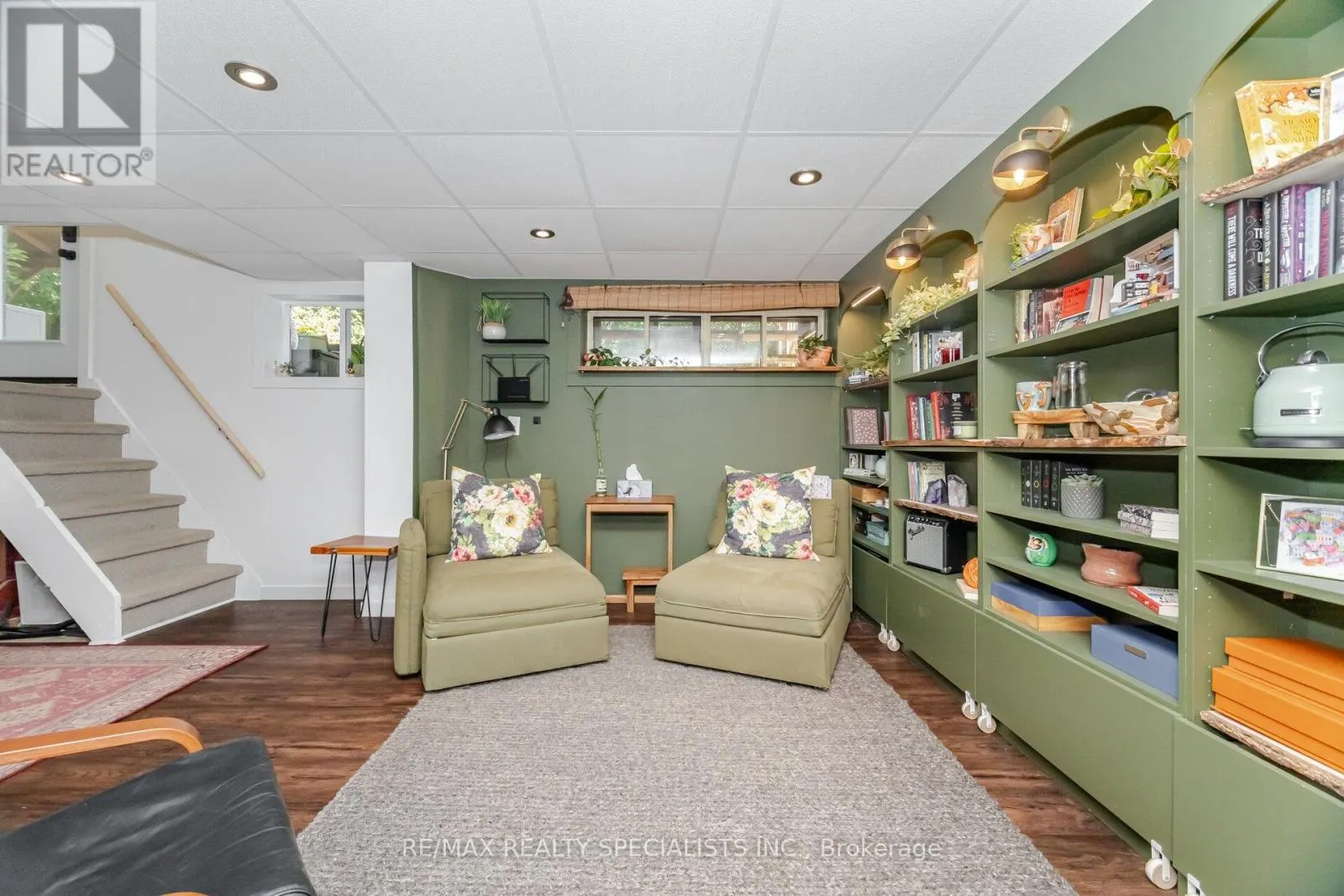 1539 PEMBROKE DRIVE