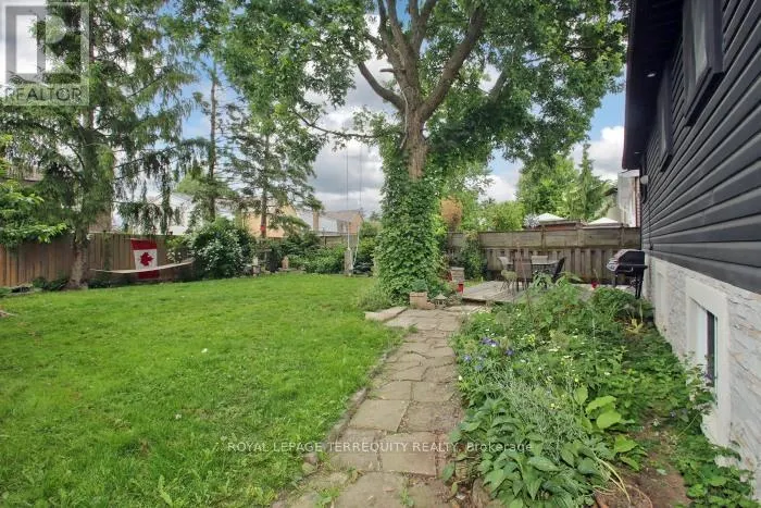 353 KINGSVIEW DRIVE