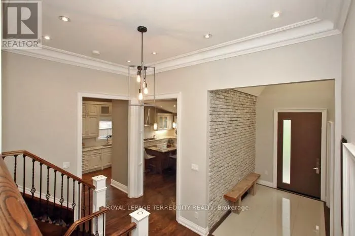 353 KINGSVIEW DRIVE