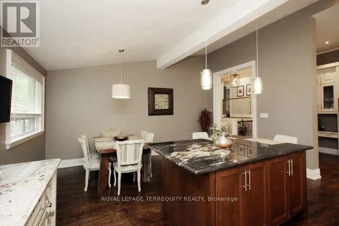 353 KINGSVIEW DRIVE