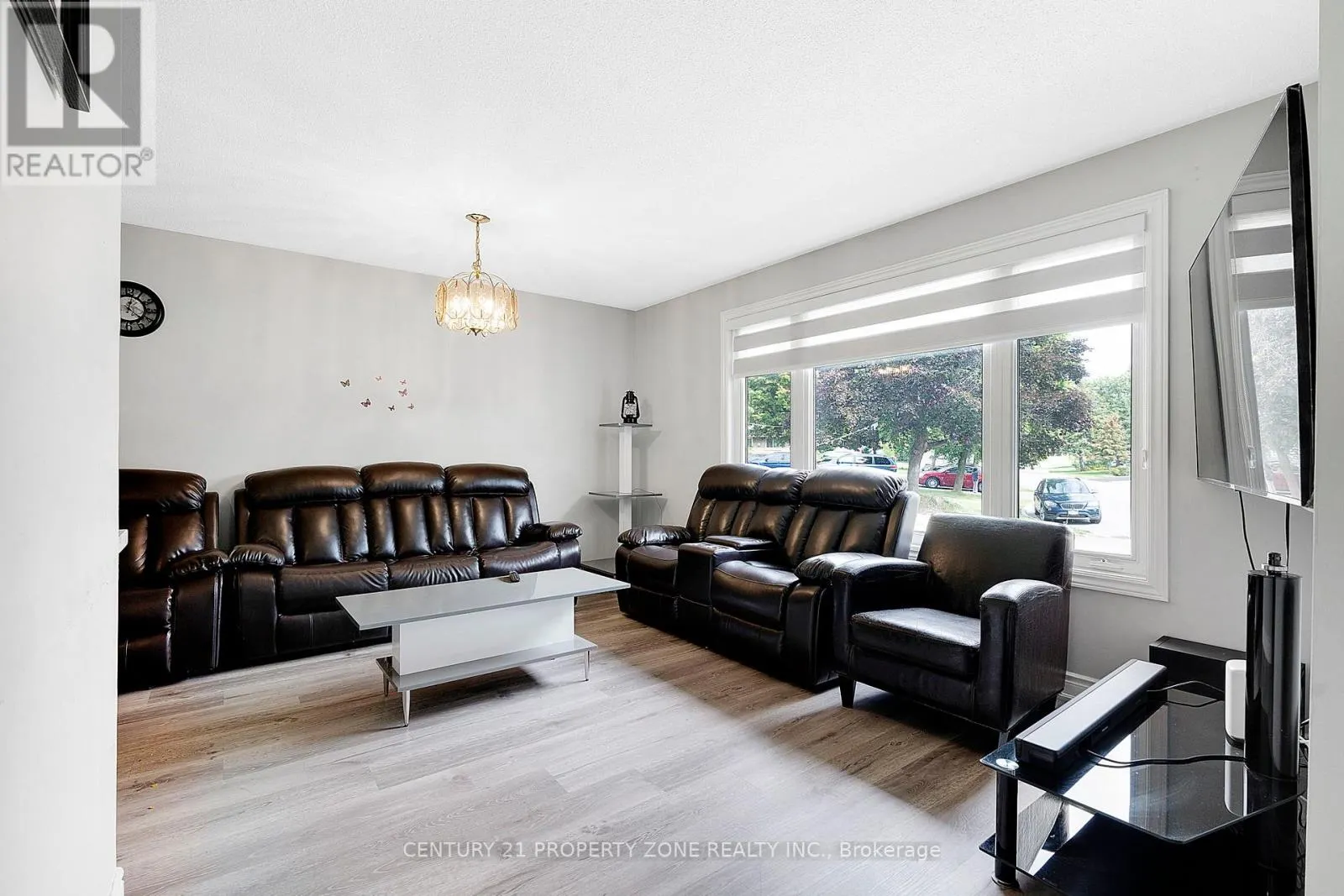 29 FINCHLEY CRESCENT