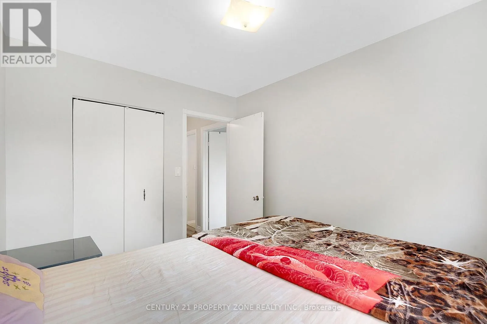 29 FINCHLEY CRESCENT