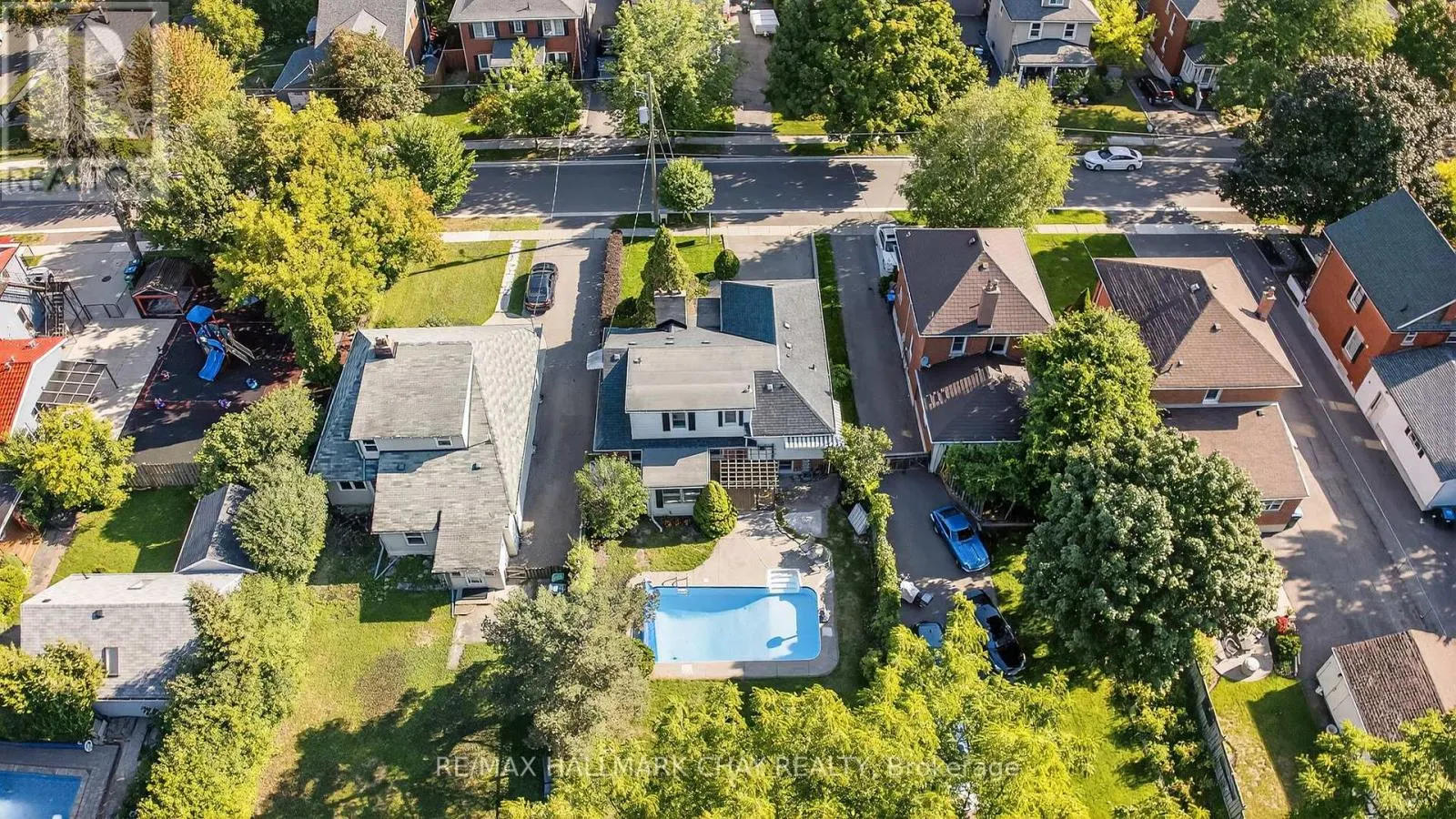 33 MILL STREET S