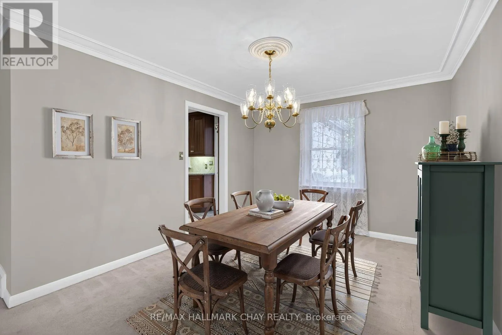 33 MILL STREET S