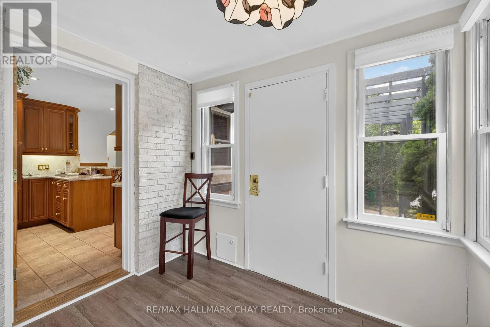 33 MILL STREET S