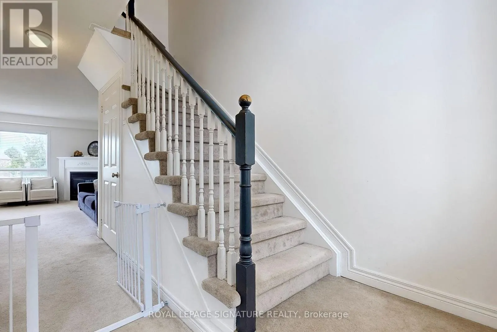 23 - 2871 DARIEN ROAD