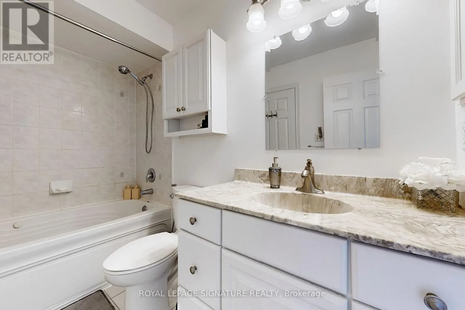 23 - 2871 DARIEN ROAD