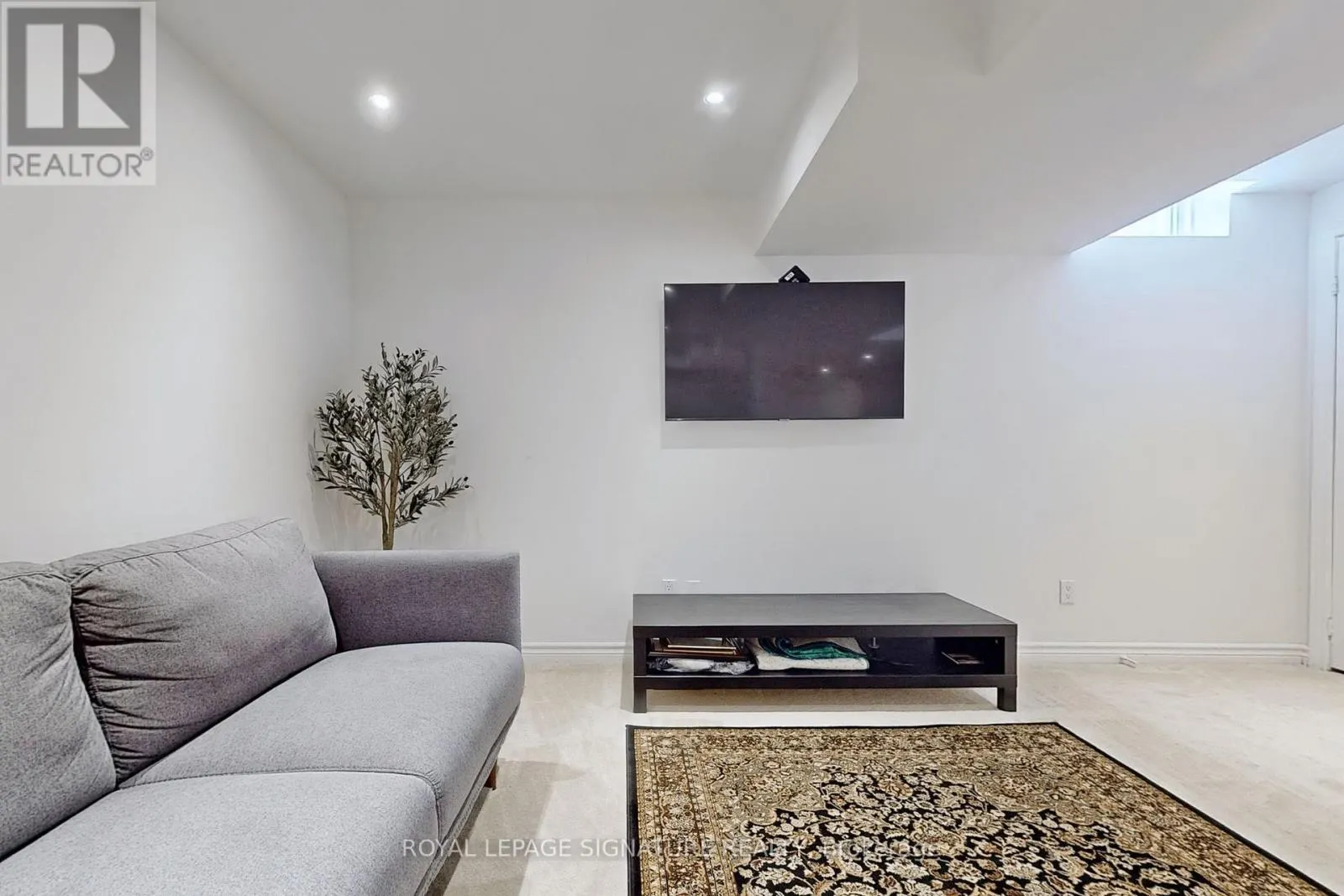 23 - 2871 DARIEN ROAD