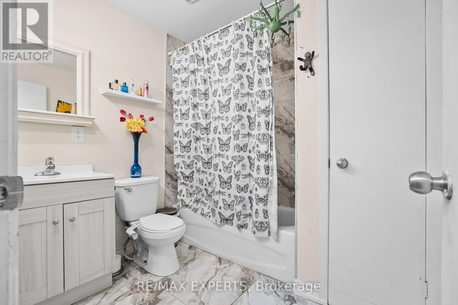 35 - 2779 GANANOQUE DRIVE