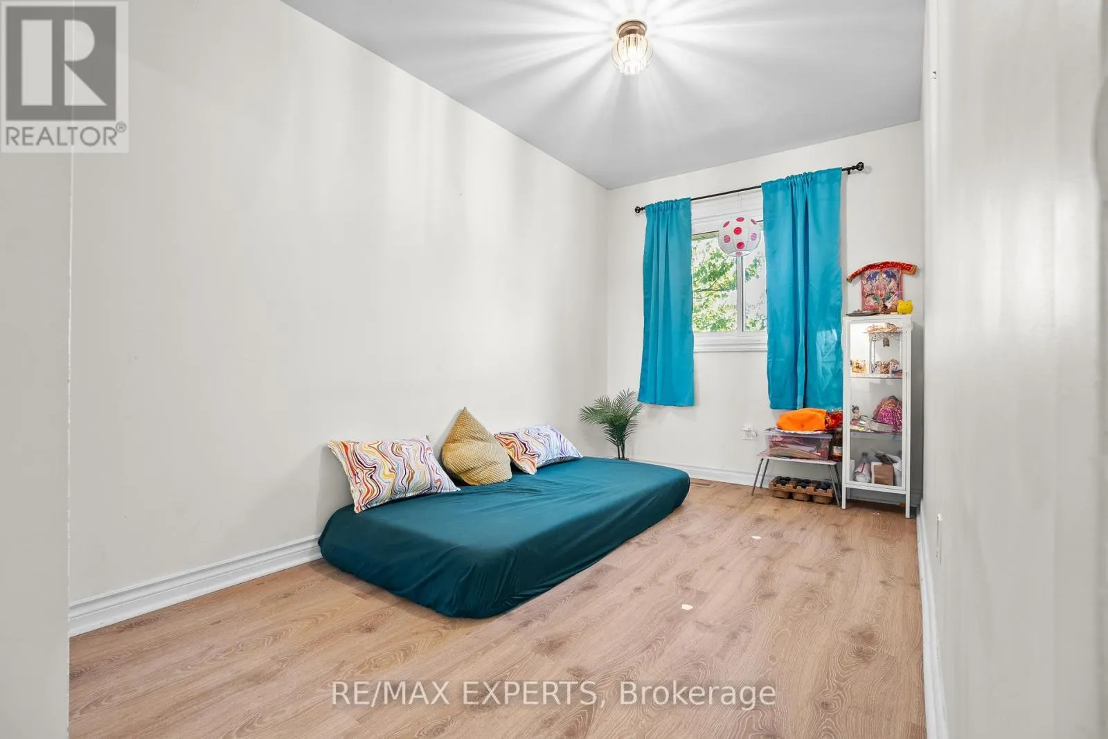 35 - 2779 GANANOQUE DRIVE
