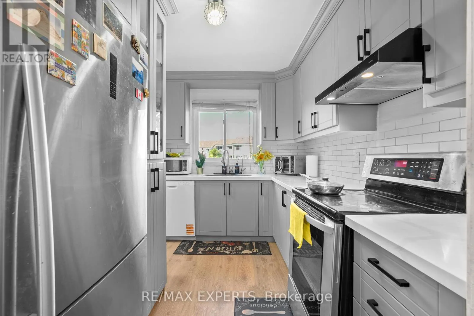 35 - 2779 GANANOQUE DRIVE
