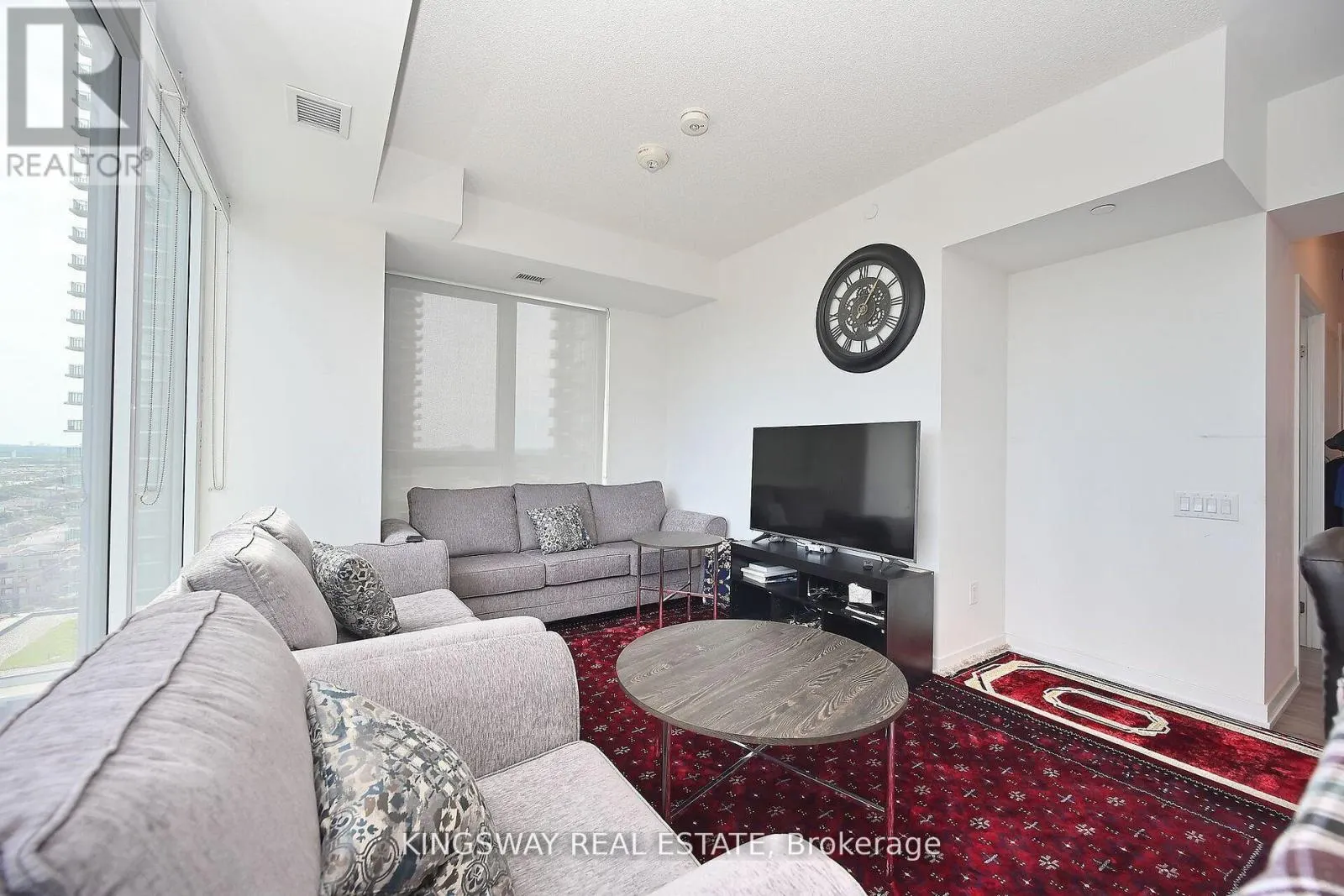 1410 - 4065 CONFEDERATION PARKWAY