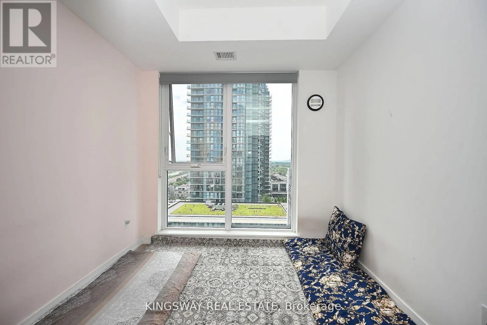 1410 - 4065 CONFEDERATION PARKWAY