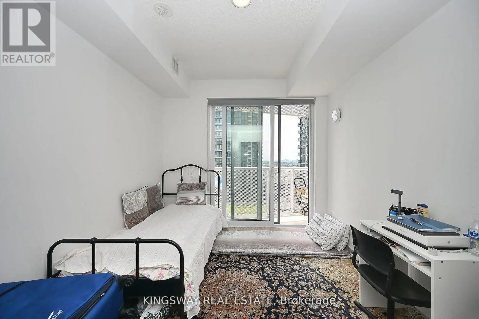 1410 - 4065 CONFEDERATION PARKWAY