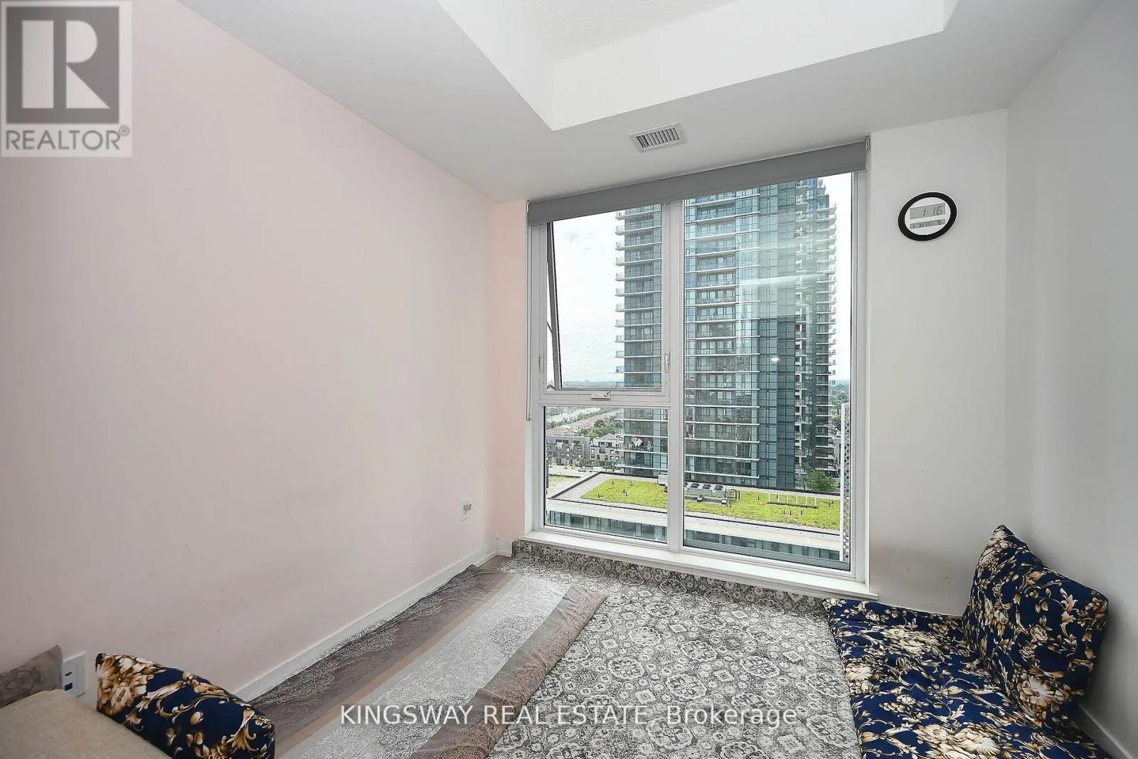 1410 - 4065 CONFEDERATION PARKWAY