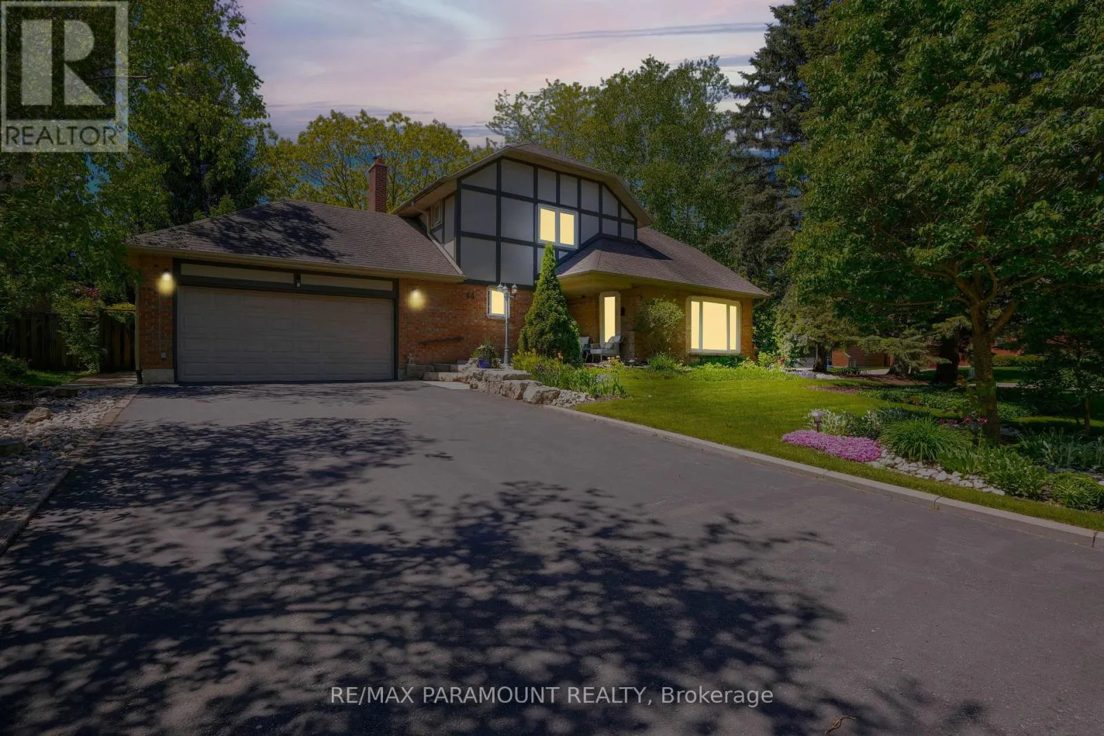 44 CAIRNMORE COURT