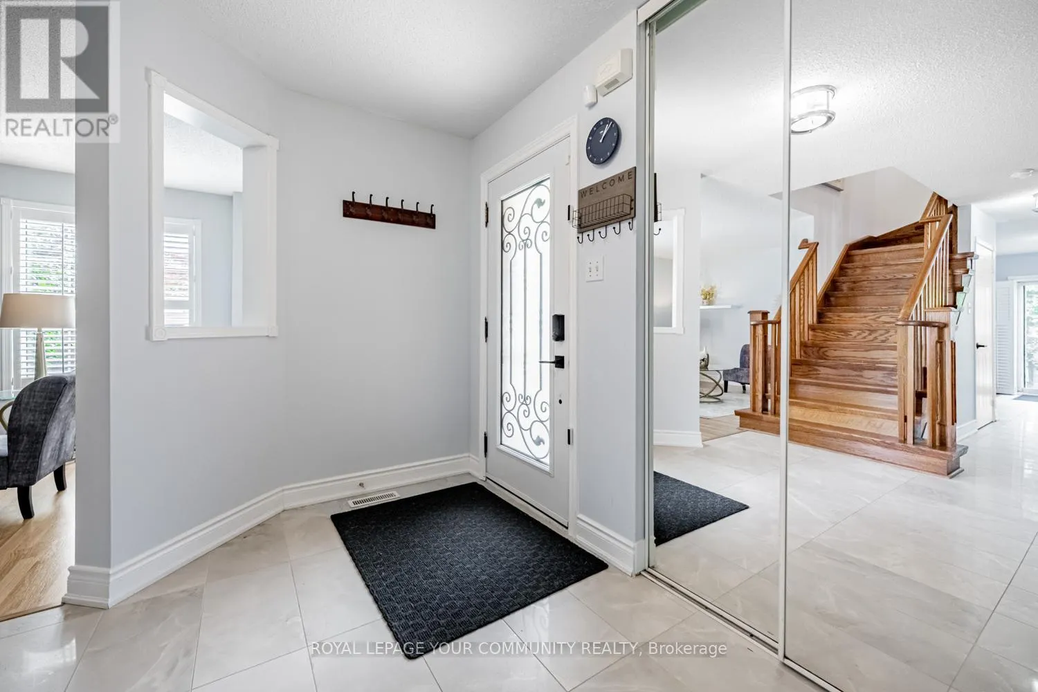 5541 BOLLINGTON DRIVE