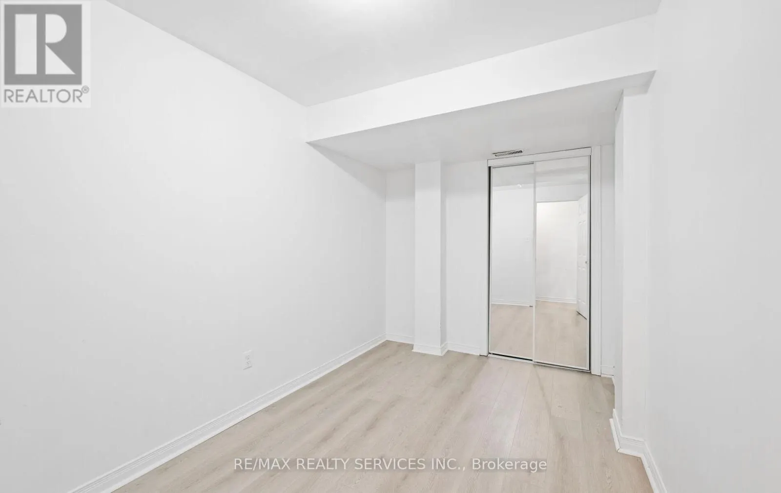 47 ECHORIDGE DRIVE