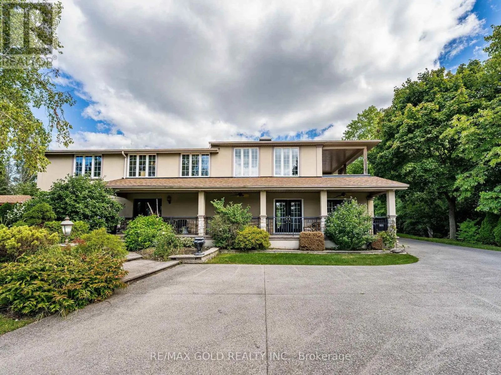 110 PALMER CIRCLE
