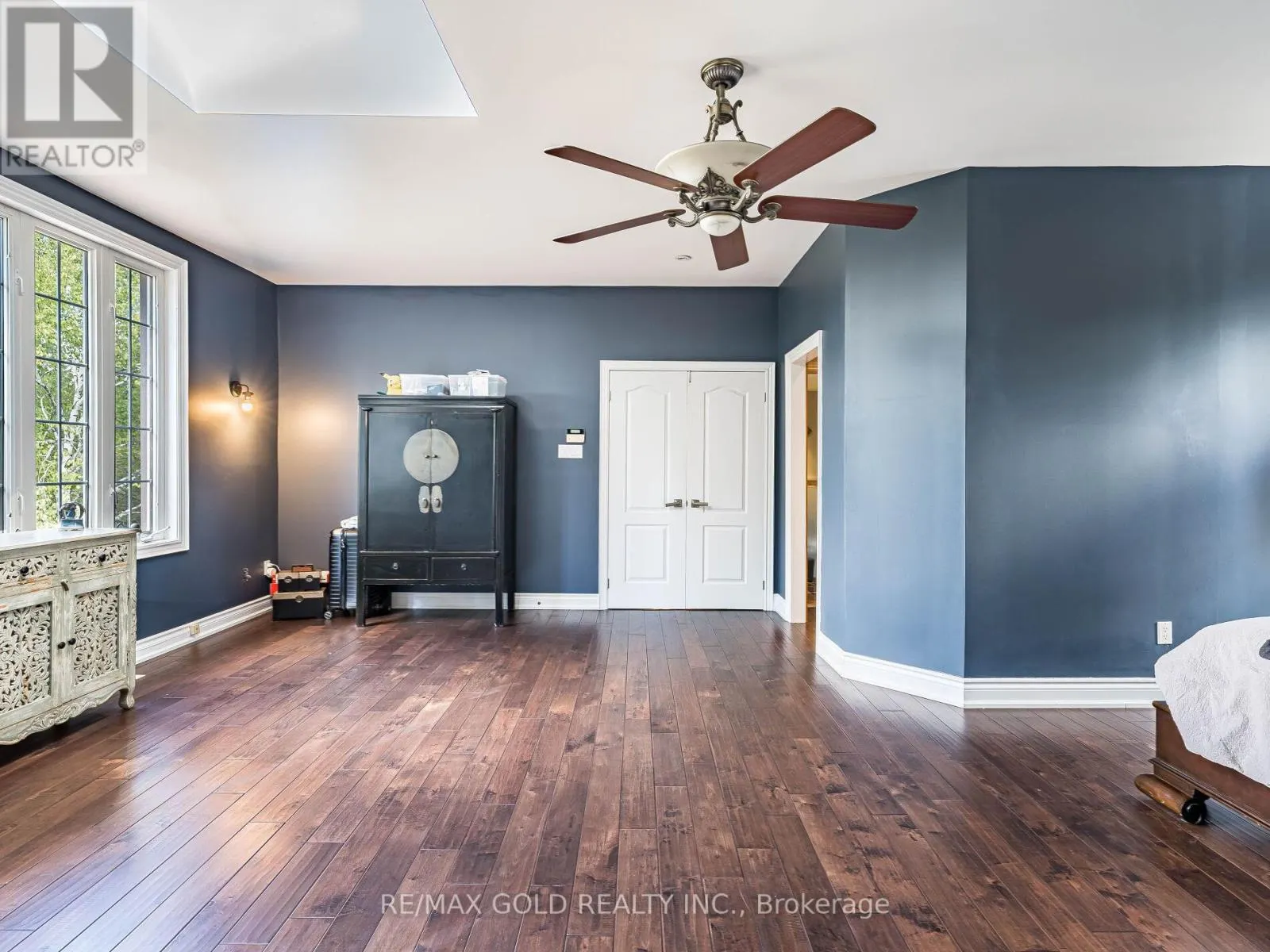 110 PALMER CIRCLE