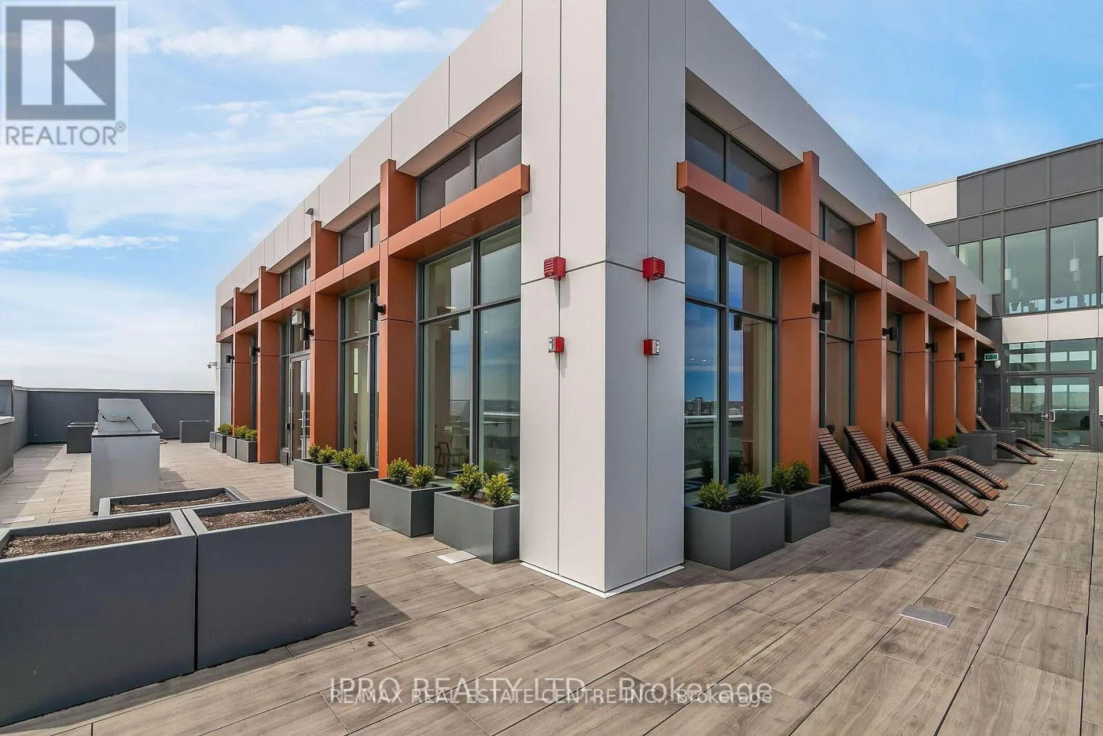 # 1003 - 500 BROCK AVENUE