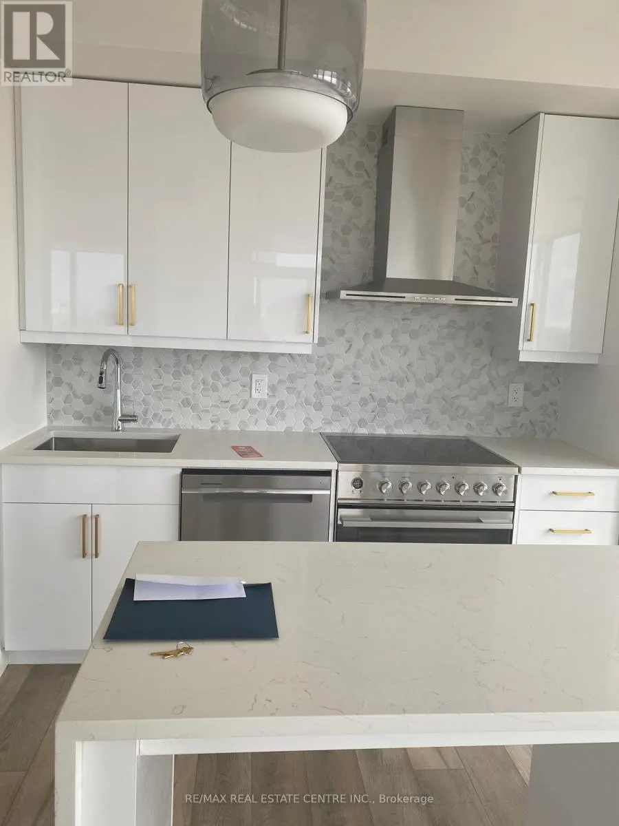 # 1003 - 500 BROCK AVENUE