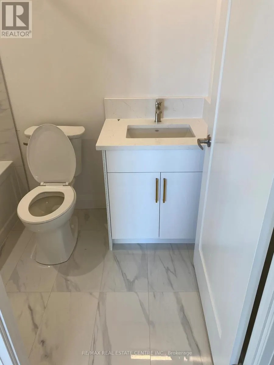 # 1003 - 500 BROCK AVENUE