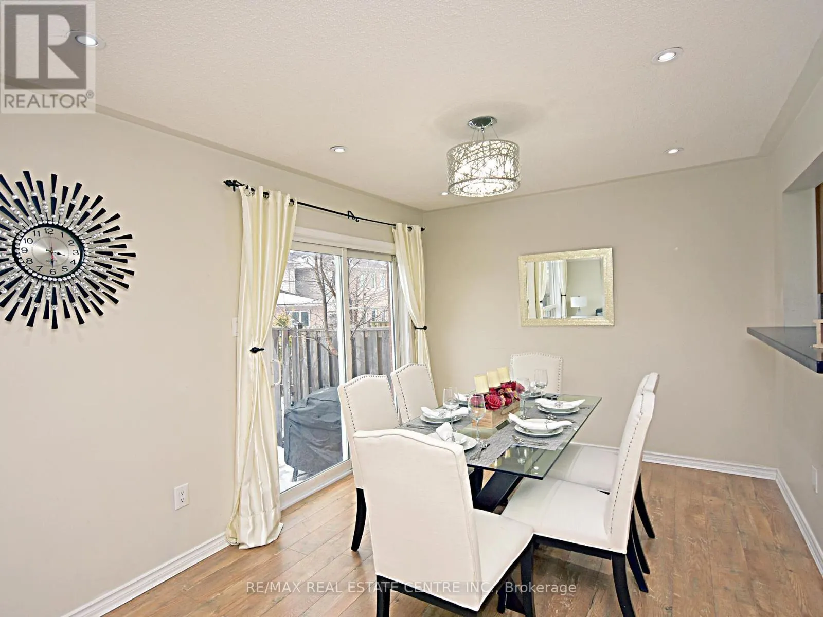 792 JOHNSON HEIGHTS