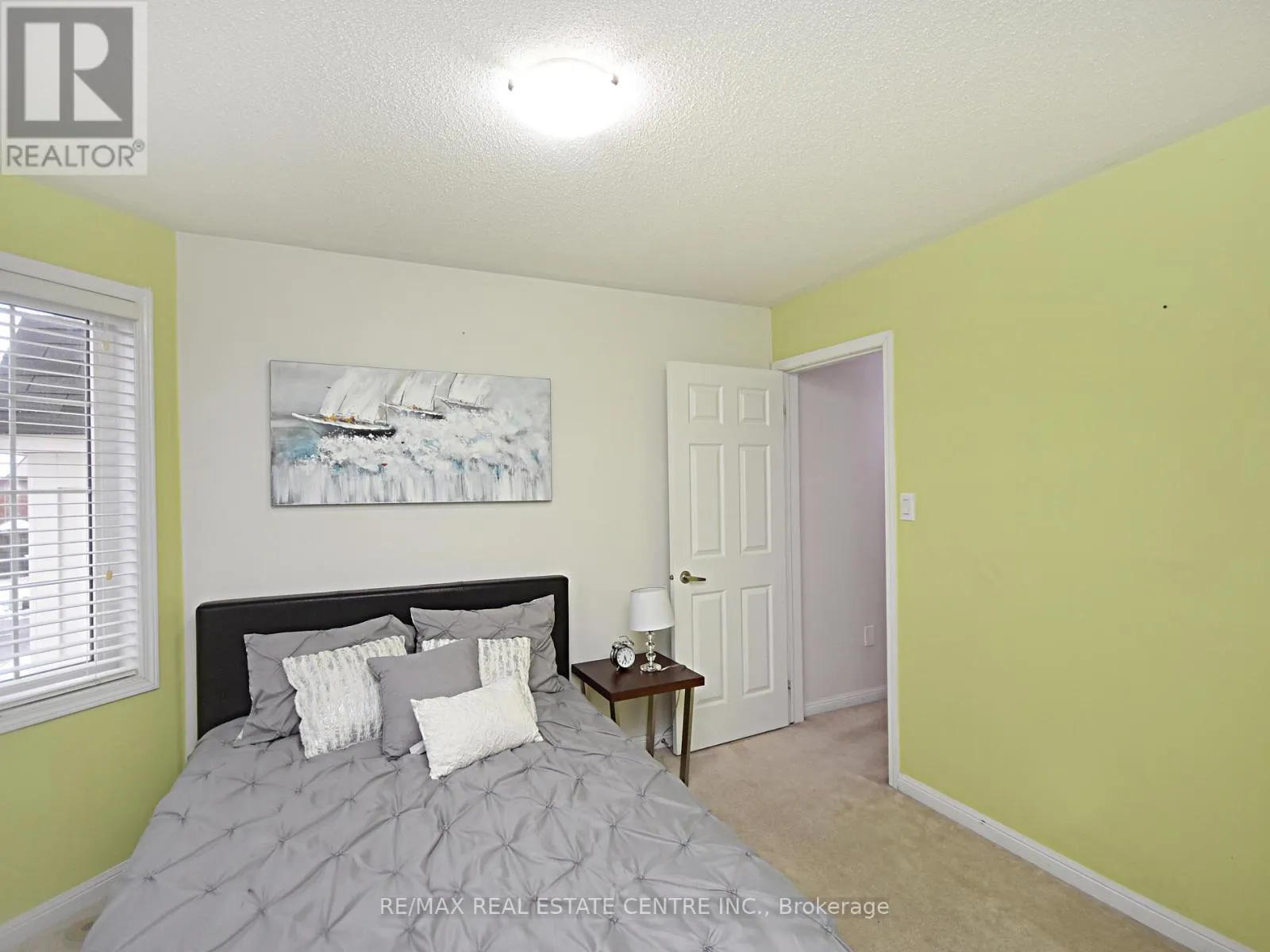 792 JOHNSON HEIGHTS