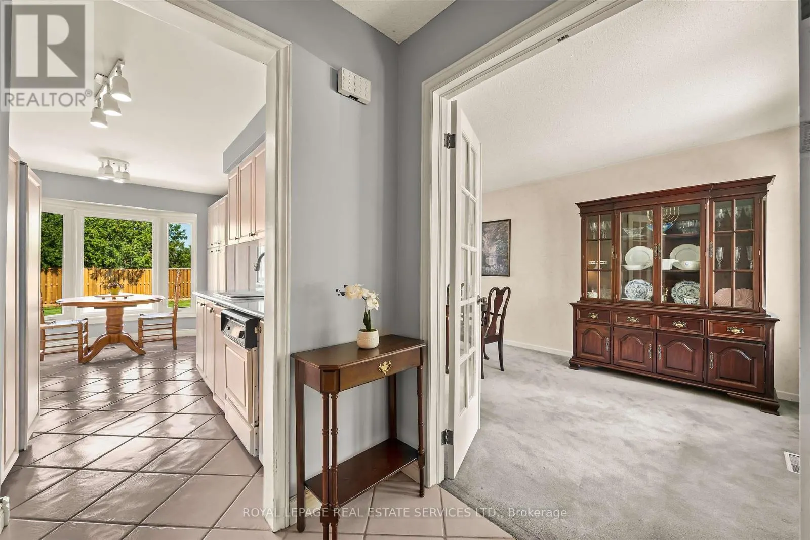 1529 GREENBRIAR DRIVE