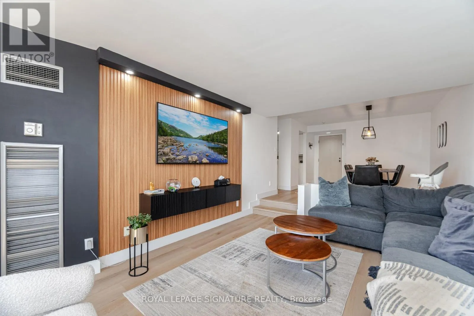 408 - 50 EGLINTON AVENUE W