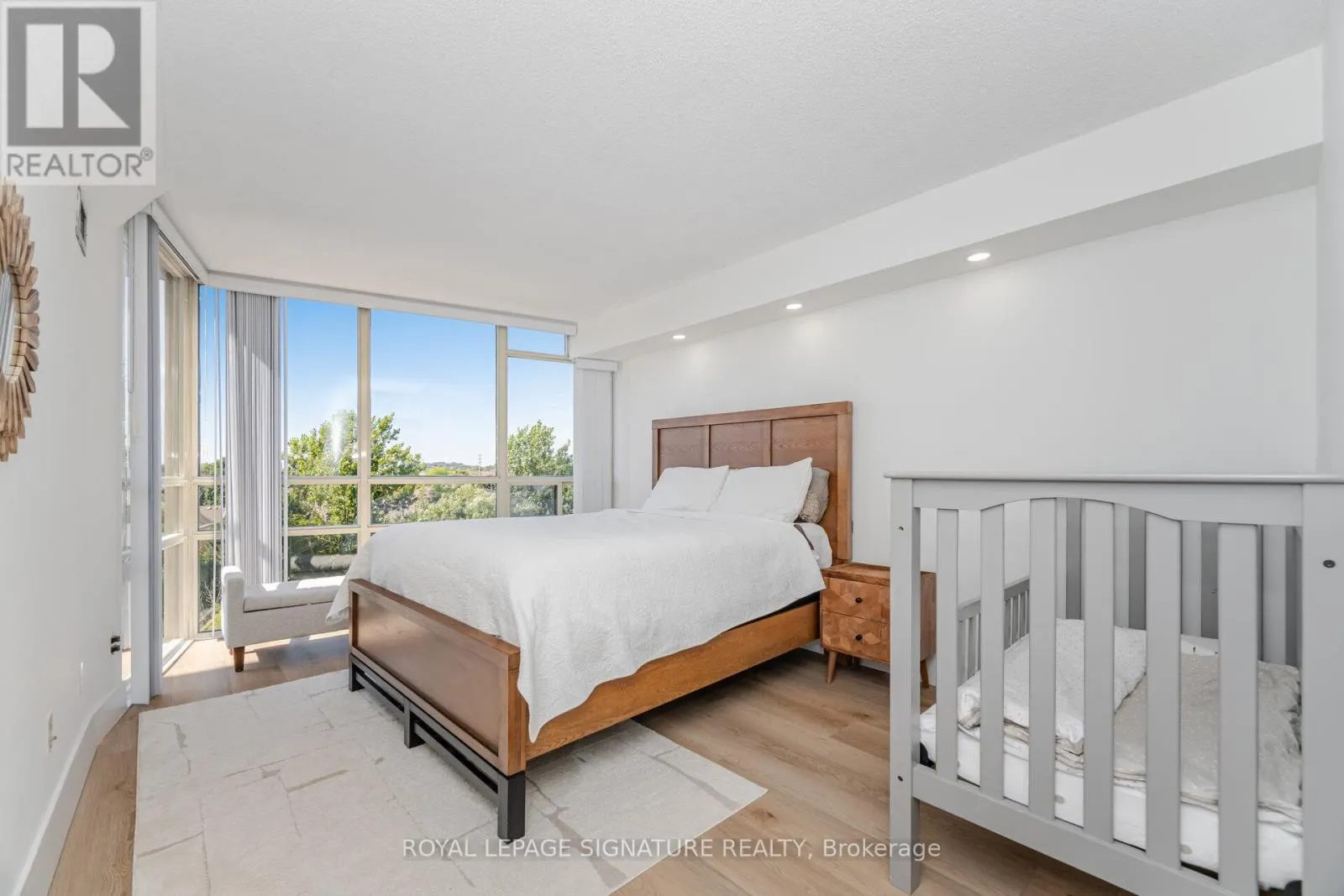 408 - 50 EGLINTON AVENUE W
